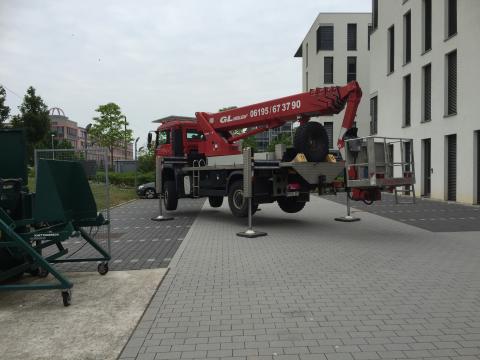 Aareon 35m Hubsteiger mit 25m Auslage nach rechts