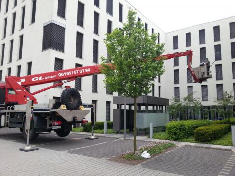 Aareon 35m Hubsteiger mit 25m Auslage nach rechts